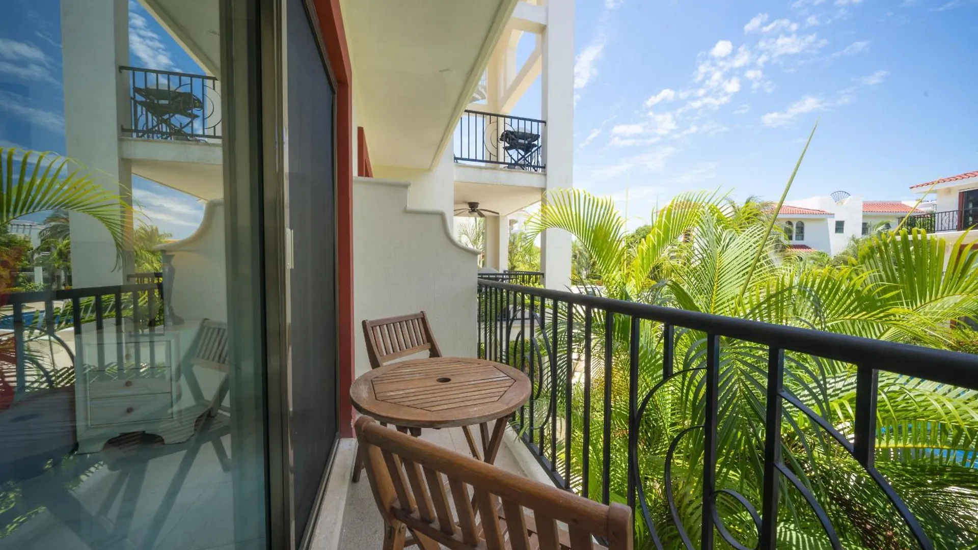 Luxury 2 Bedroom Condo With Pool - Paseo Del Sol Playacar II Playa del Carmen Apartament